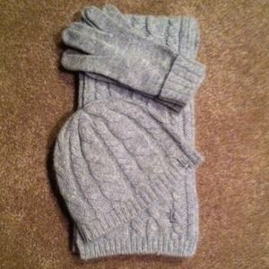 **reserved**Ralph Lauren scarf, hat & glove set