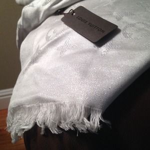 Lois Vuitton scarf