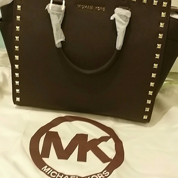 Michael kors hand bag