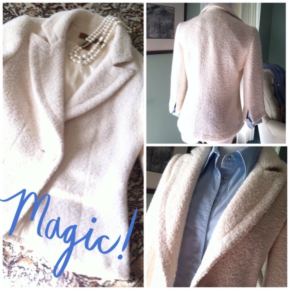 Sumptuous Cream Blazer! - Picture 2 of 4