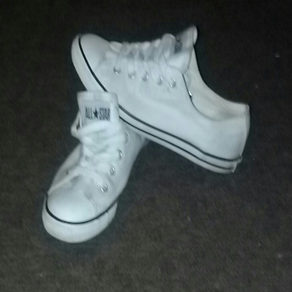 Chucks - Picture 2 of 4
