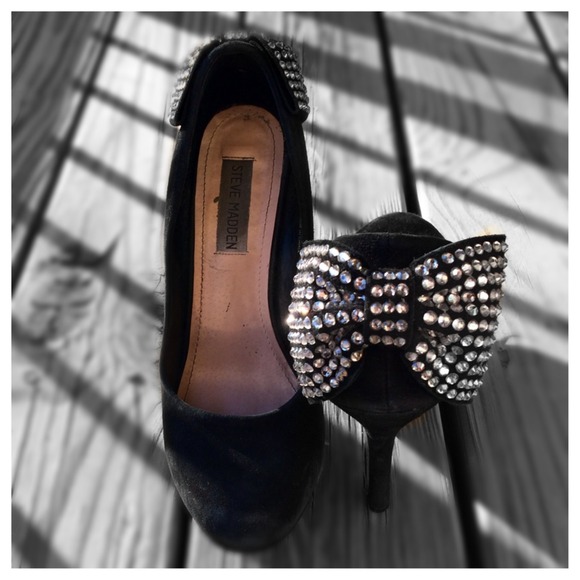Steve Madden Shoes - Steve Madden Parfait Black Suede Heels