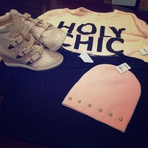 ✨REDUCED✨ Blush Pink Sneaker Wedges