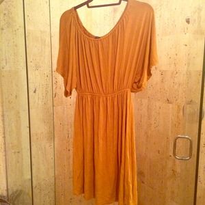 ⭐️SALE⭐️Mustard Ruched Dress.