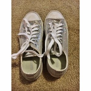 Sparkly Converse