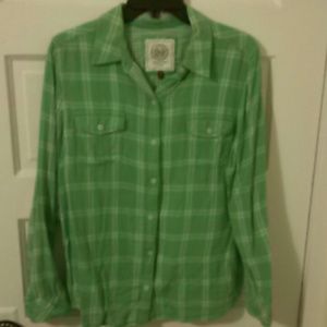Comfy green plaid button up