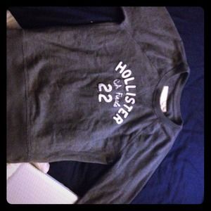 Hollister sweater