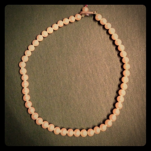 Vintage Delta simulated peal choker necklace
