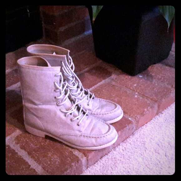 BDG Grey lace up boots - Picture 1 of 4