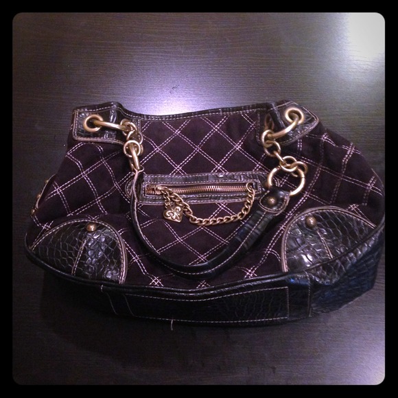 Black quilted Kathy Van Zeeland Purse!