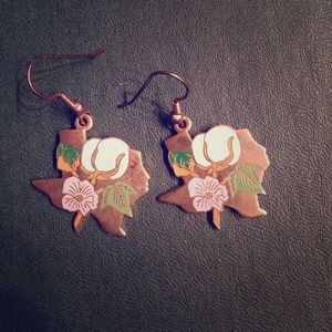Vintage Texas Rose earrings