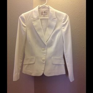 White tailored work pant suit