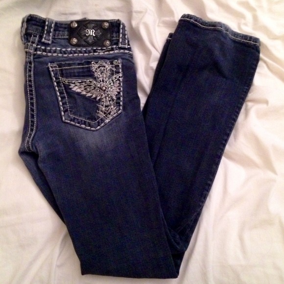 Miss Me Denim - Black Miss Me jeans. W/ Cross pocket