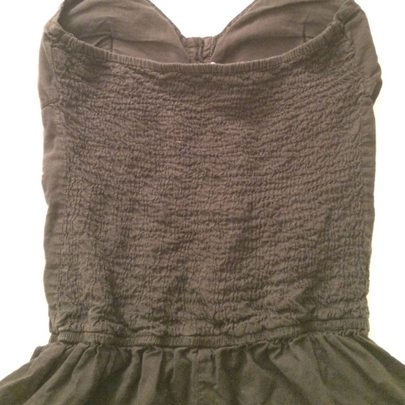 Embroidered romper - Picture 3 of 4