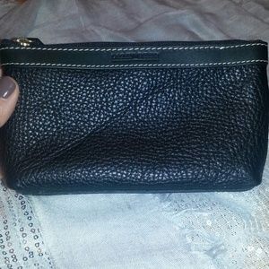 Dooney & Bourke make up pouch