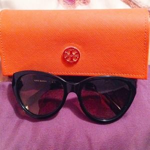 TORY BURCH Cateye Sunglasses
