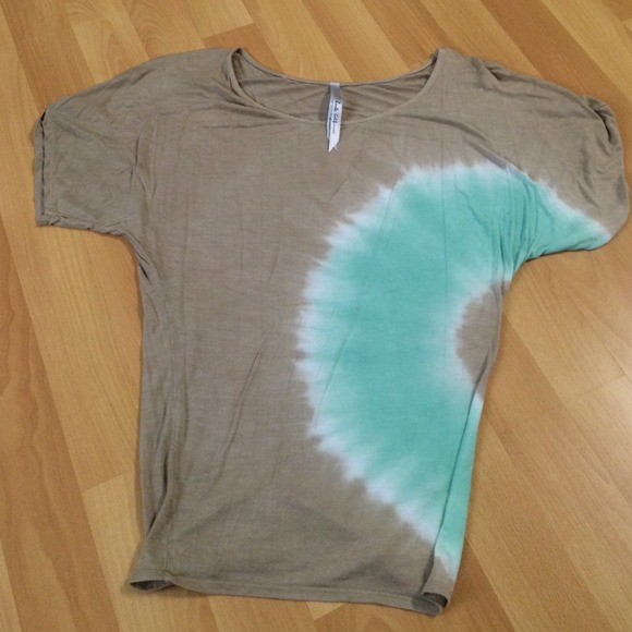Tie dye top.