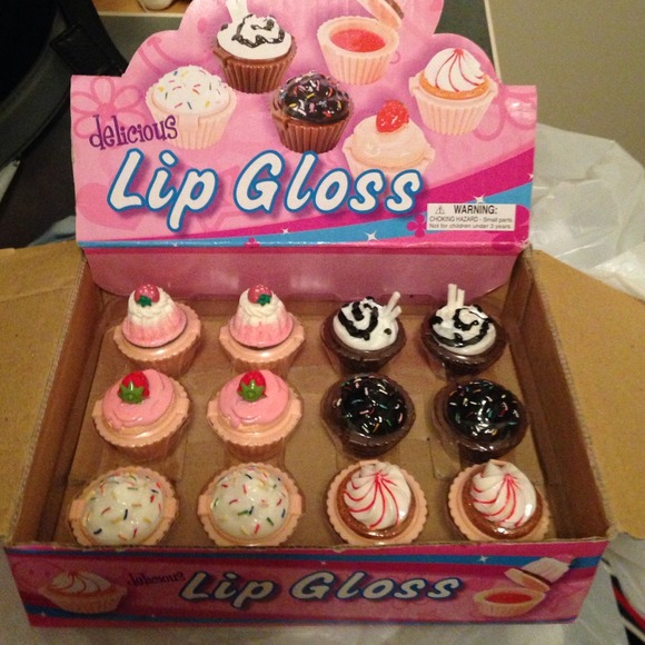Cupcake lip glosses 12 ct