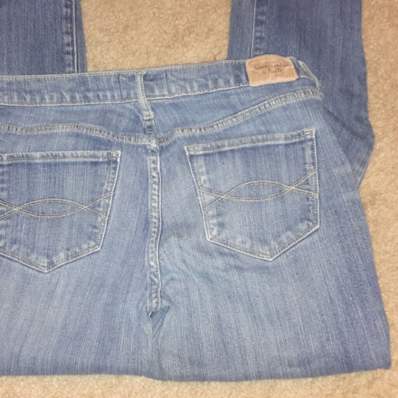 Abercrombie and Fitch skinny jeans - Picture 2 of 2