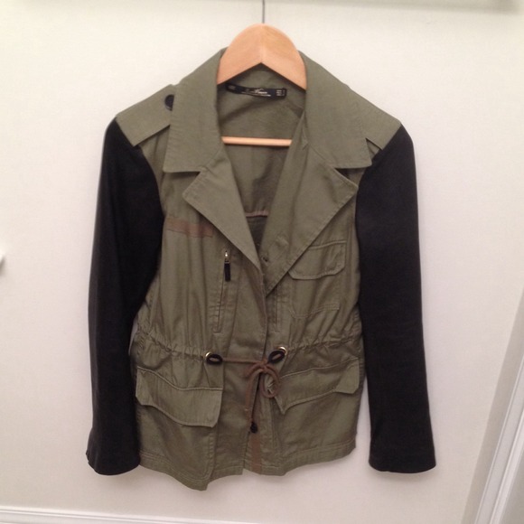 Zara Jackets & Coats - Zara leather sleeve jacket! Zara Jackets & Coats - Zara leather sleeve jacket!