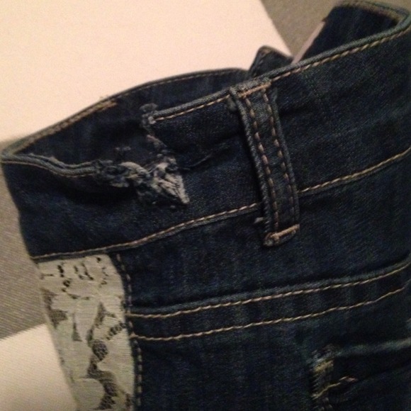 Shorts - Picture 4 of 4