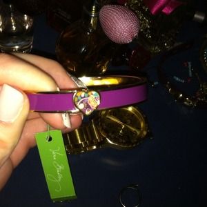 Vera Bradley Purple heart bracelet (plum crazy)💜