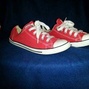 Red Converse