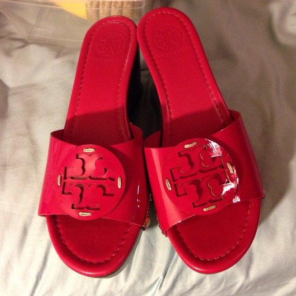 Tory Burch platform shoes size 8