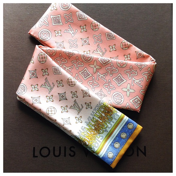 Louis Vuitton Monogram Map Bandeau - Rose Clair