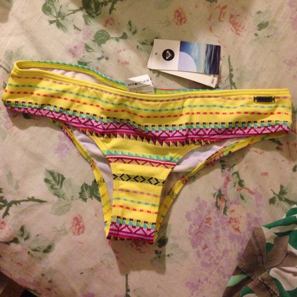 Roxy bottom swim - Picture 1 of 3