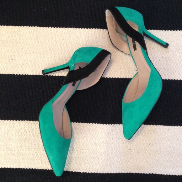 Zara Shoes - Zara suede heels, size 9