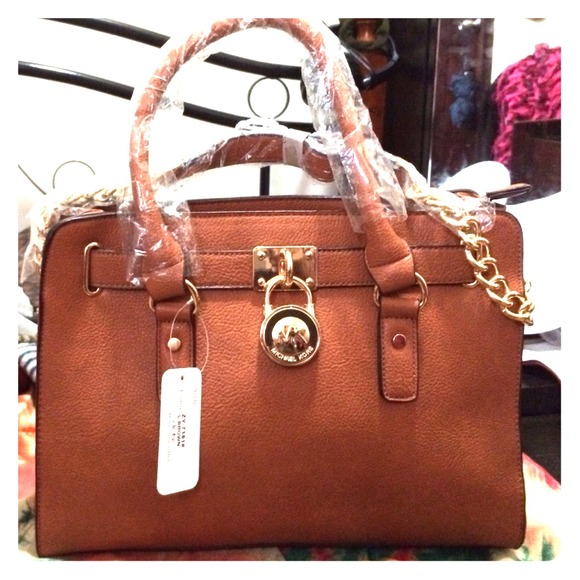 👜👝Caramel color nice leather bag👜👝