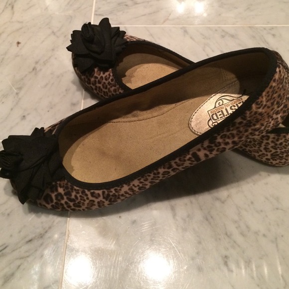 SOLD in bundle! - Picture 2 of 2