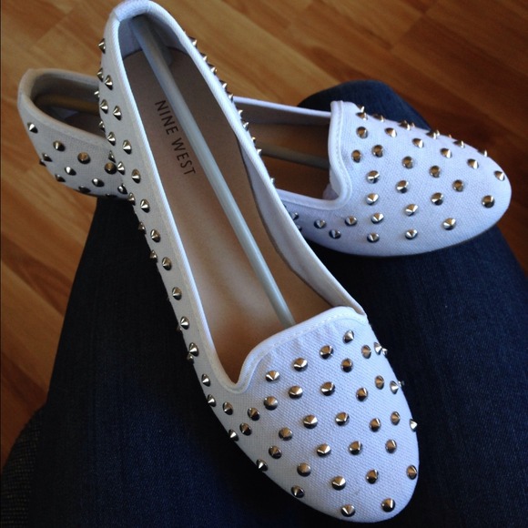 Nine West White Studded Flats