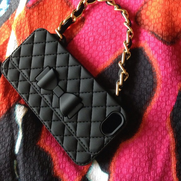 iPhone 5 Case w/ Strap - Picture 4 of 4