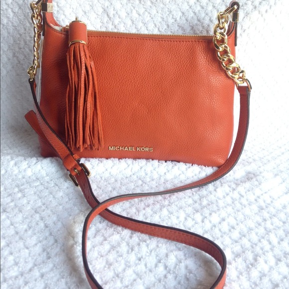 New Michael Kors Small Messenger Leather Handbag