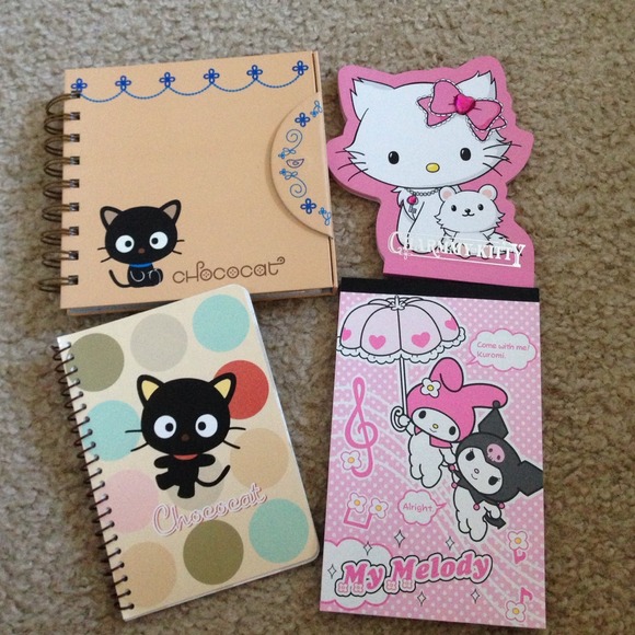 🚫ON HOLD🚫Notebook bundle (hello kitty)