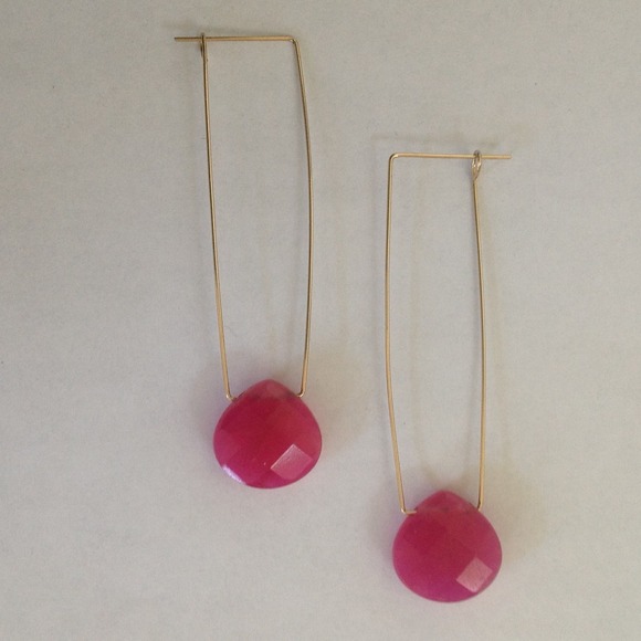 🎉H.P🎉PINK TOURMALINE 14k GF EARRING - Picture 2 of 3