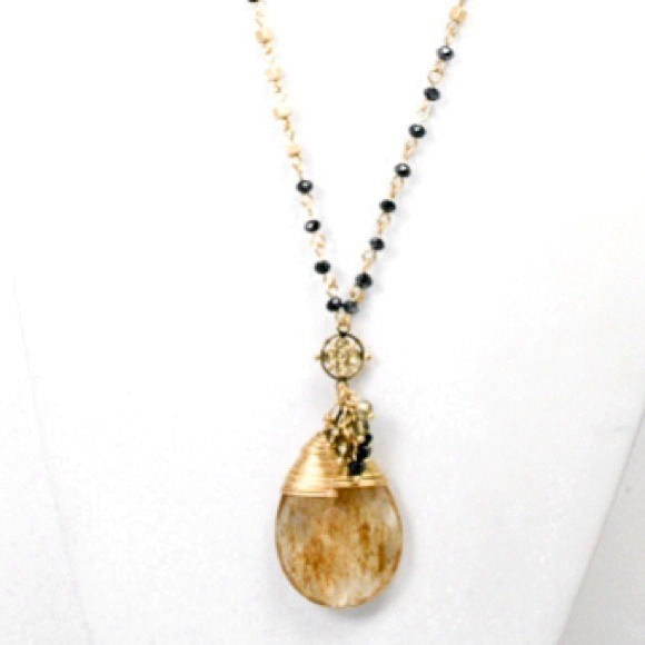 SOLD OUT!!! Crystal drop necklace - natural - Picture 1 of 2