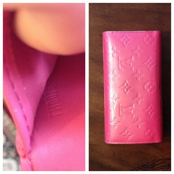 SOLD*Louis Vuitton pink vernis wallet *HOST PICK* - Picture 3 of 4