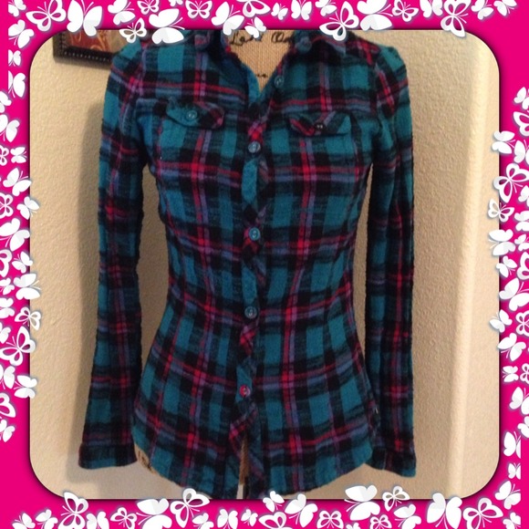 Plaid flannel! ⭐️💜