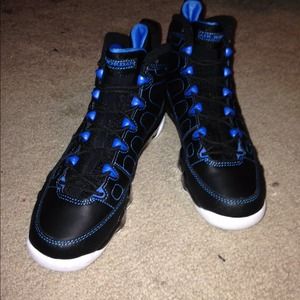 Air Jordan Photo Blue 9s