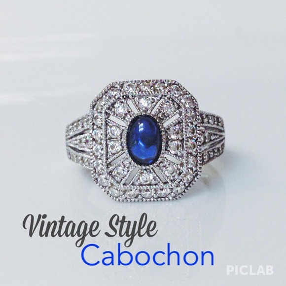 Vintage Style Cabochon Sterling Silver Ring Size 8
