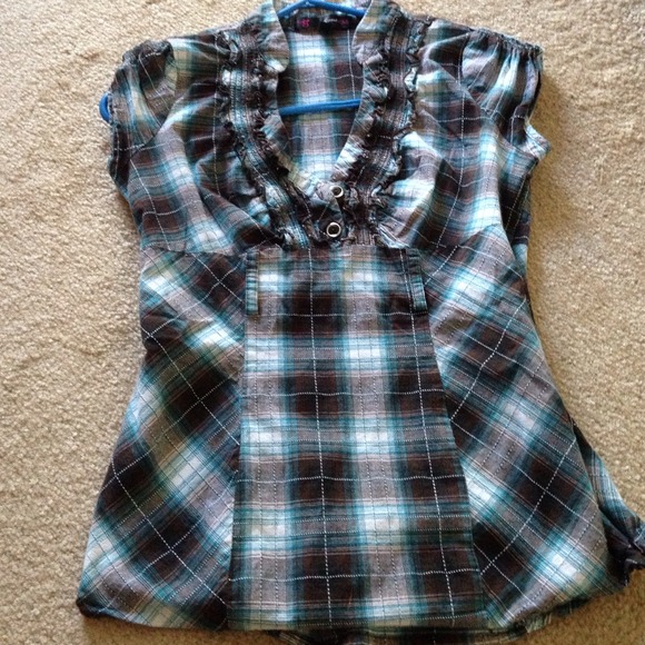 Blue and brown top