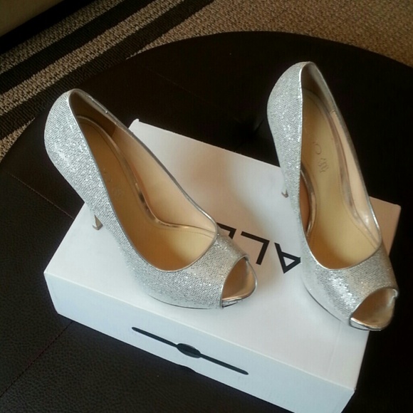 Aldo glitter pump sz, 9 Great for Prom