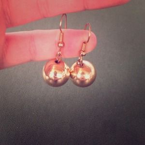 Gold dangle earrings