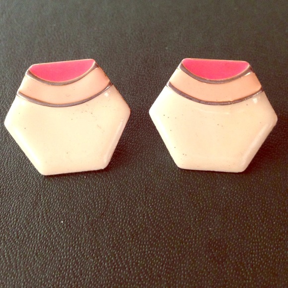 Retro 80s earrings.