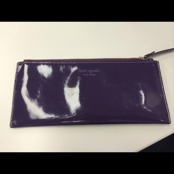 100% authentic Kate Spade zip wallet