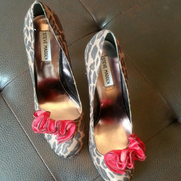 Steve Madden leopard pumps sz 10 never worn