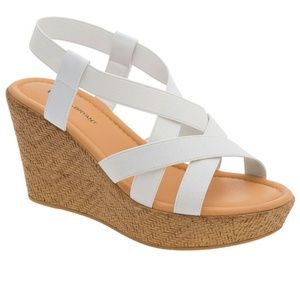 Stretch strap wedge